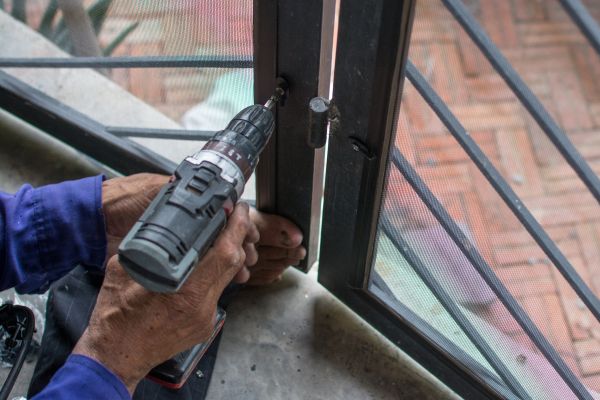 Cost of Steel Window Repair in Brookfield